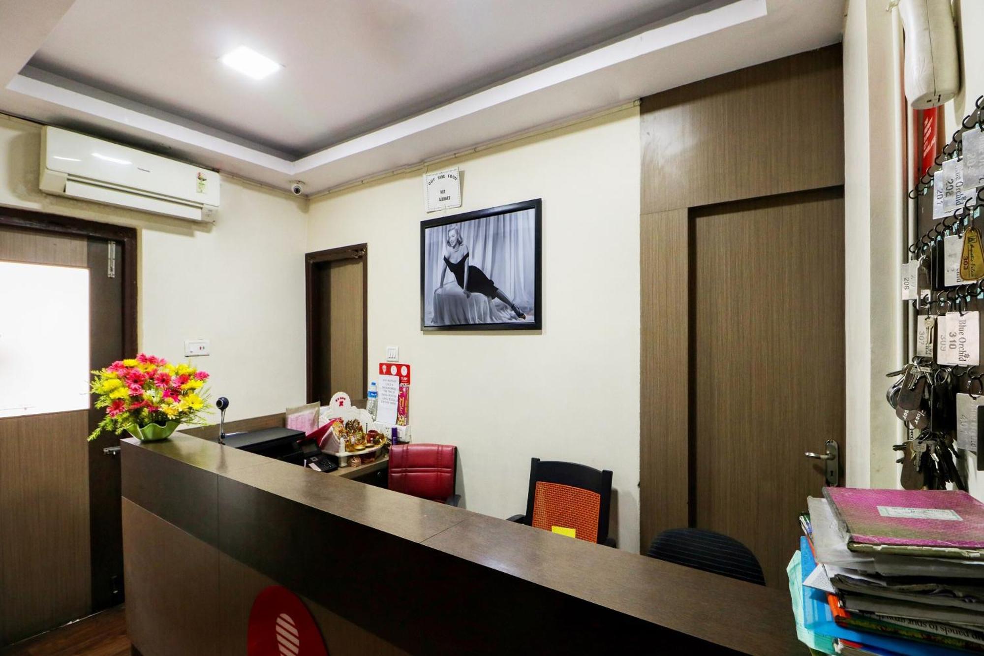 Oyo Flagship 1805 Hotel Star Delight Panchuria Экстерьер фото